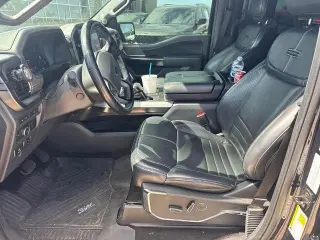 Ford F-150 2022 4x4 XL 4dr SuperCrew 5.5 ft. SB