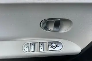 Hyundai IONIQ 5 2024 SE 4p Crossover