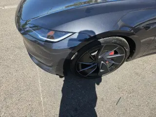 Tesla Model 3 2024 AWD Performance 4p Sedan