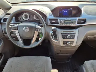 Honda Odyssey 2014 LX 4p Mini-Van