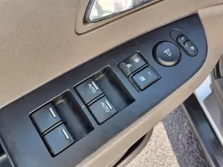 Honda Odyssey 2014 LX 4p Mini-Van