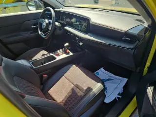 Nissan Kicks 2025 AWD SR 4p Crossover