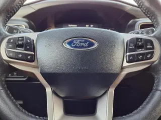 Ford Explorer 2021 4x4 XLT SUV 4p.