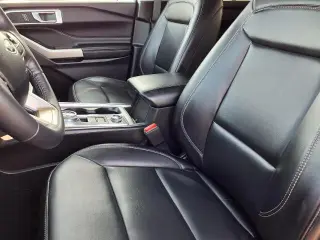 Ford Explorer 2021 4x4 XLT SUV 4p.