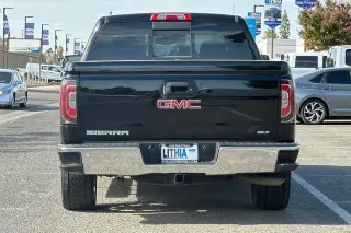 GMC Sierra 1500 2017 4x4 SLT 4dr Crew Cab 5.8 ft. SB