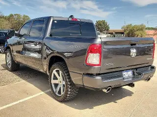 Ram 1500 2022 4x4 Big Horn 4p Camión Cabina Doble 5.6 ft. SB