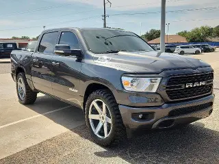 Ram 1500 2022 4x4 Big Horn 4p Camión Cabina Doble 5.6 ft. SB
