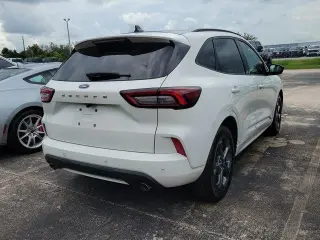 Ford Escape 2023 ST-Line 4p SUV