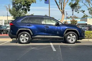Toyota RAV4 Hybrid 2025 AWD XLE 4p SUV