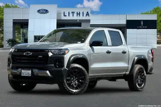 Chevrolet Colorado 2026 4x4 Trail Boss 4dr Crew Cab 5 ft. SB