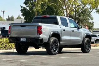 Chevrolet Colorado 2026 4x4 Trail Boss 4dr Crew Cab 5 ft. SB