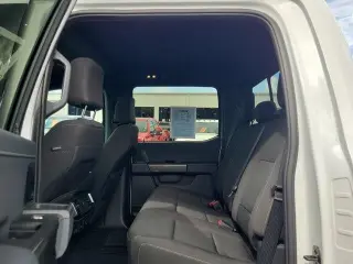 Ford F-150 2023 4x2 XL 4dr SuperCrew 5.5 ft. SB