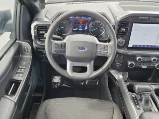 Ford F-150 2023 4x2 XL 4dr SuperCrew 5.5 ft. SB