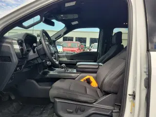 Ford F-150 2023 4x2 XL 4dr SuperCrew 5.5 ft. SB