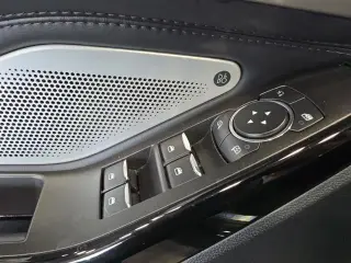 Ford Explorer 2022 AWD Platinum 4dr SUV