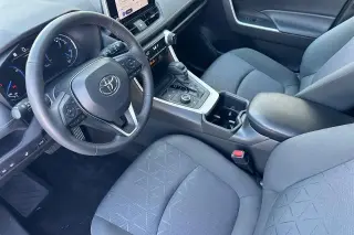 Toyota RAV4 Hybrid 2024 AWD XLE 4p SUV