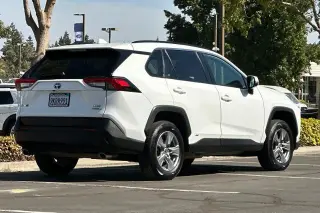 Toyota RAV4 Hybrid 2024 AWD XLE 4p SUV
