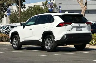 Toyota RAV4 Hybrid 2024 AWD XLE 4p SUV