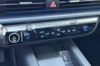 Hyundai IONIQ 6 2023 SEL Sedan 4p.