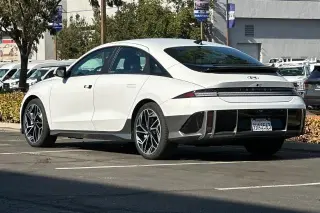 Hyundai IONIQ 6 2023 SEL Sedan 4p.