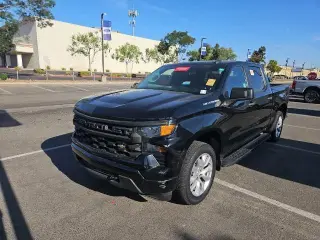 Chevrolet Silverado 1500 2023 4x2 Custom 4dr Crew Cab 5.8 ft. SB