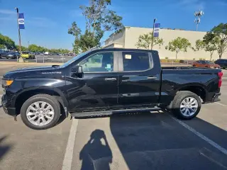 Chevrolet Silverado 1500 2023 4x2 Custom 4dr Crew Cab 5.8 ft. SB
