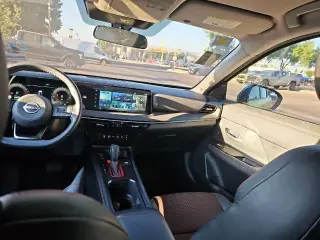 Nissan Kicks 2025 SR 4dr Crossover