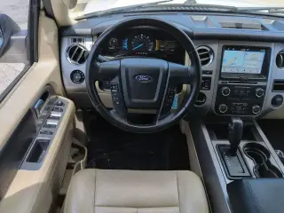 Ford Expedition 2017 4x2 XLT 4p SUV
