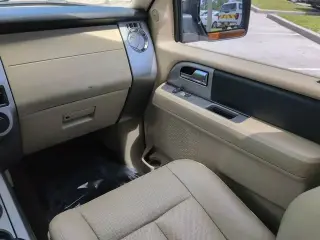 Ford Expedition 2017 4x2 XLT 4p SUV