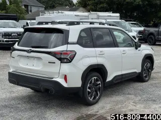 Subaru Forester 2025 AWD Limited Hybrid 4p Crossover