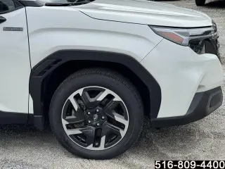 Subaru Forester 2025 AWD Limited Hybrid 4p Crossover
