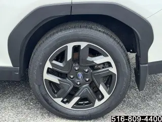 Subaru Forester 2025 AWD Limited Hybrid 4p Crossover