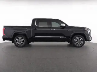 Toyota Tundra 2022 4x4 Capstone HV 4dr CrewMax Cab Pickup SB