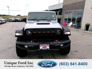 Jeep Gladiator 2022 4x4 Mojave 4p. Cabina de Tripulante 5.0 pies CB
