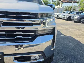 Chevrolet Silverado 1500 Limited 2022 4x4 LTZ 4p Crew Cab 5.8 ft. CB