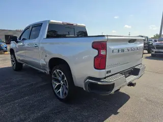 Chevrolet Silverado 1500 Limited 2022 4x4 LTZ 4p Crew Cab 5.8 ft. CB
