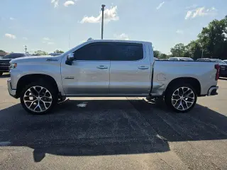 Chevrolet Silverado 1500 Limited 2022 4x4 LTZ 4p Crew Cab 5.8 ft. CB