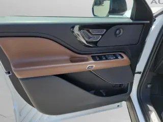 Lincoln Aviator 2023 Reserve 4p SUV