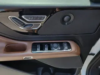 Lincoln Aviator 2023 Reserve 4p SUV