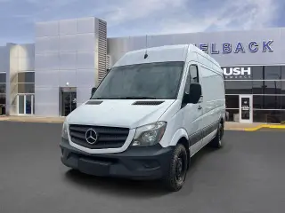 Mercedes-Benz Sprinter Worker 2017 4x2 2500 3p 144 pulg. LC Furgoneta de Carga (3.0L V6)