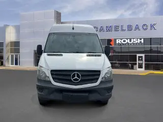Mercedes-Benz Sprinter Worker 2017 4x2 2500 3p 144 pulg. LC Furgoneta de Carga (3.0L V6)