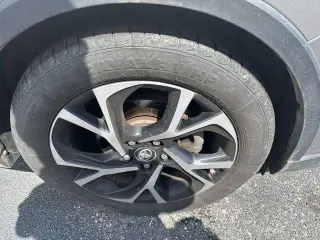 Toyota C-HR 2018 XLE Premium 4p Crossover