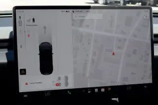 Tesla Model 3 2025 Long Range 4p Fastback