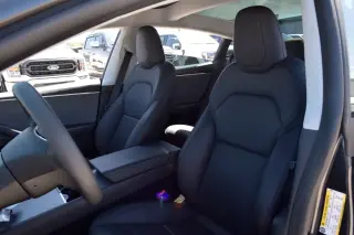 Tesla Model 3 2025 Long Range 4p Fastback