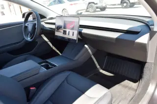 Tesla Model 3 2025 Long Range 4p Fastback