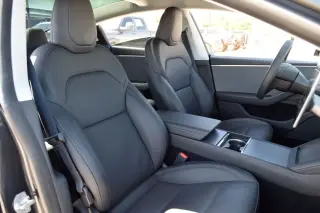 Tesla Model 3 2025 Long Range 4p Fastback