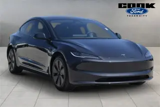 Tesla Model 3 2025 Long Range 4p Fastback