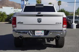 Ram 1500 2017 4x4 Big Horn 4p Puerta Cabina Doble 5,5 pies de Caja Corta Pickup
