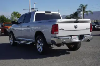 Ram 1500 2017 4x4 Big Horn 4p Puerta Cabina Doble 5,5 pies de Caja Corta Pickup