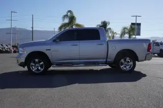 Ram 1500 2017 4x4 Big Horn 4p Puerta Cabina Doble 5,5 pies de Caja Corta Pickup